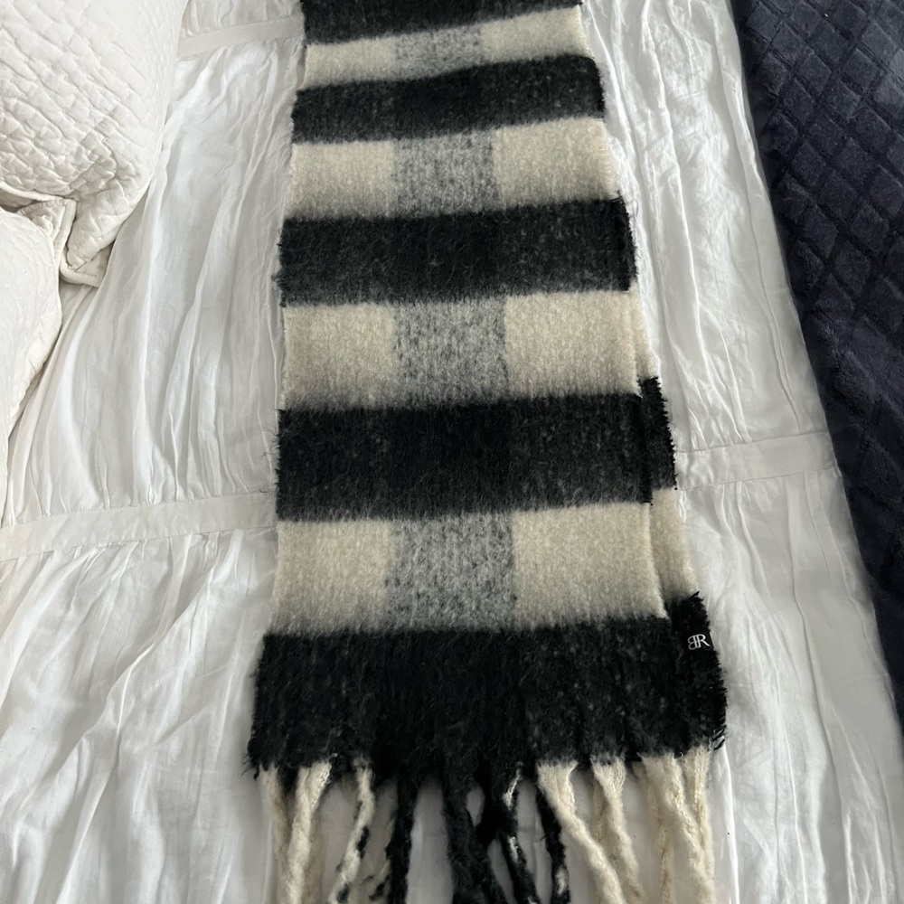 Banana Republic striped fuzzy scarf